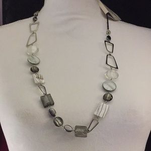 Beautiful Christopher & banks  long Necklace💕💕